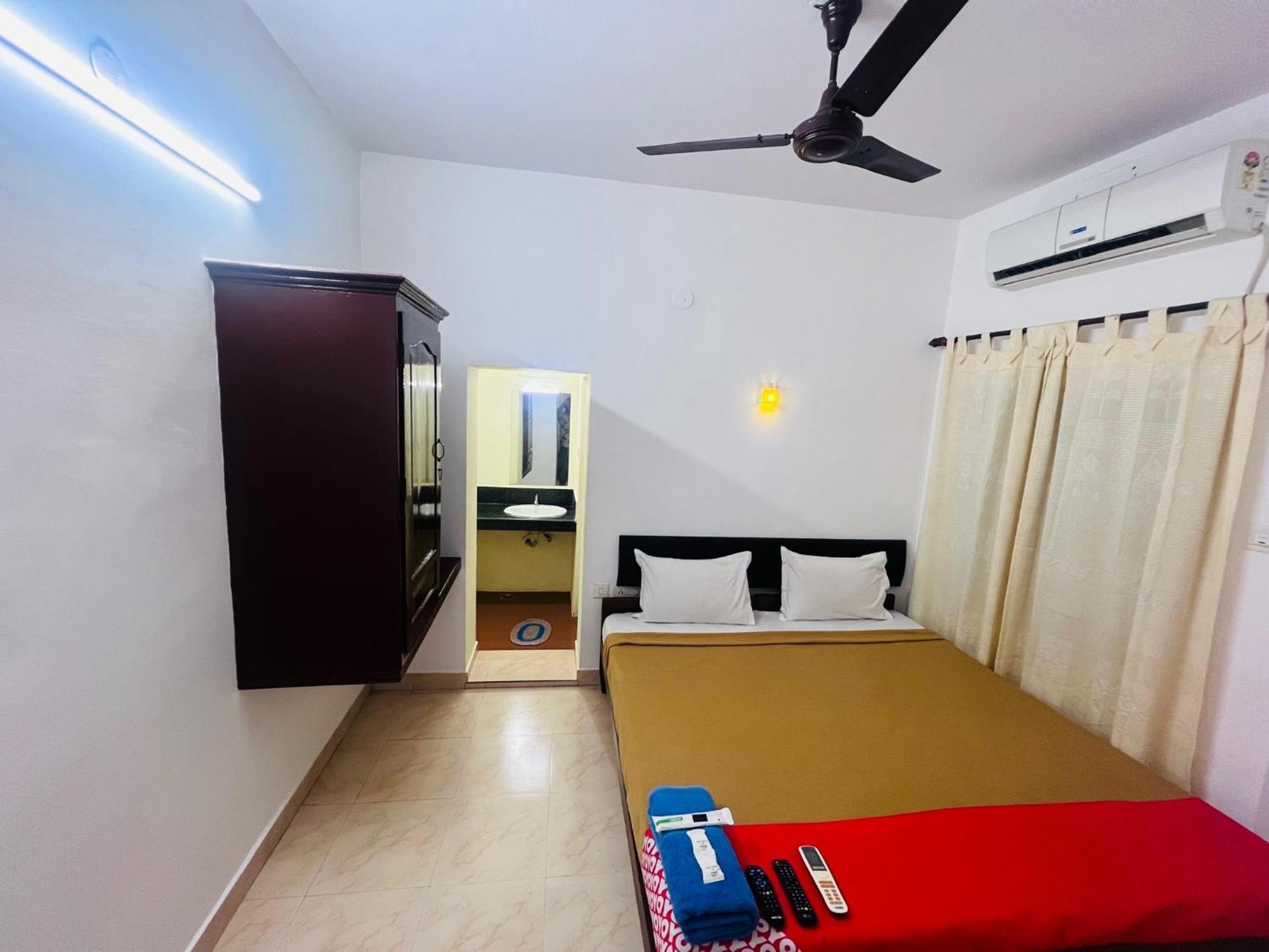Hotel Sunday - Townhouse Club Airport Trivandrum Thiruvananthapuram ภายนอก รูปภาพ